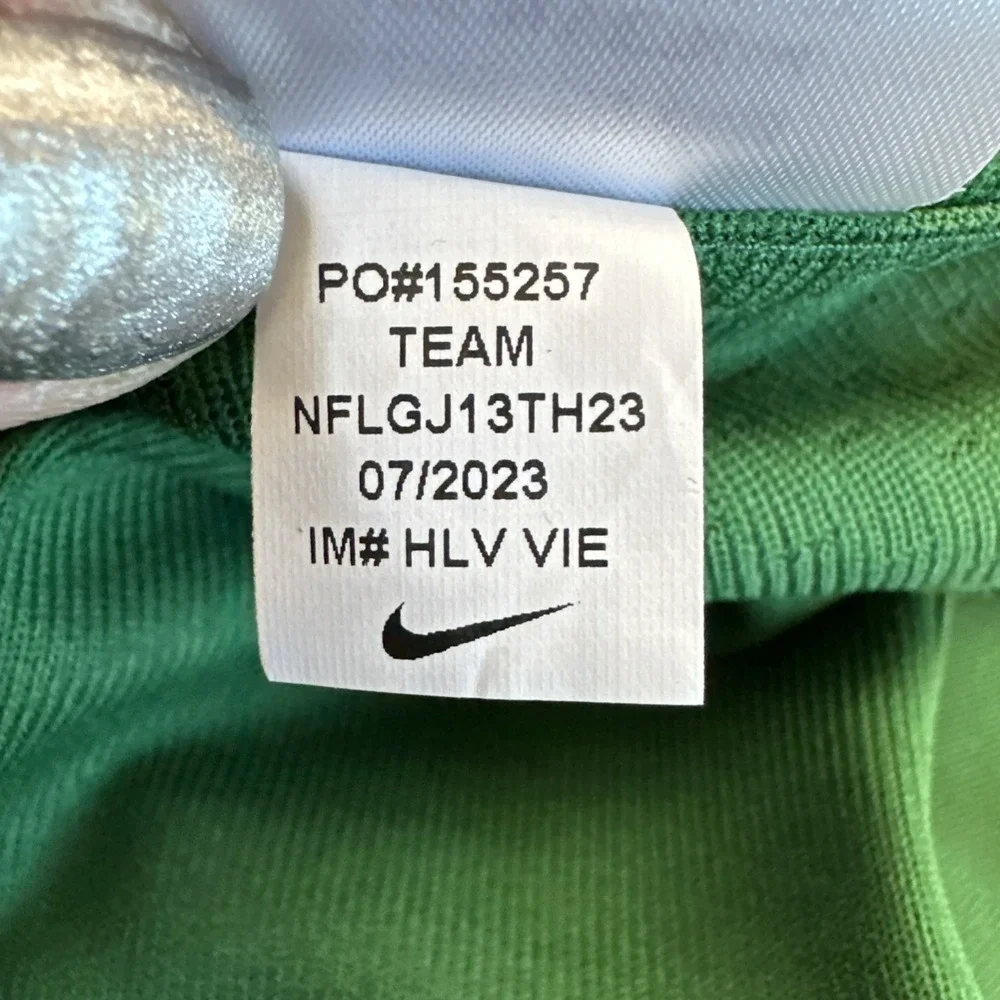 New York Jets NFL Nike Kids Jersey #8 Aaron Rodgers Large Football NWT